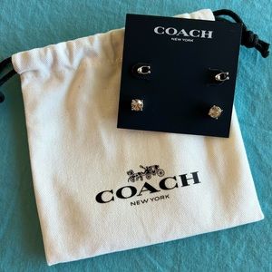 NWT Coach Signature Stud Earrings Set